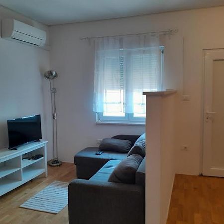 Apartma Pika 2 Nova Gorica Esterno foto
